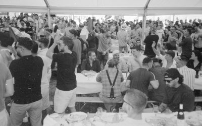 Doudoune sans manches, cochons grillés et drapeaux tricolores : récit d’une immersion au Canon français (1/2)